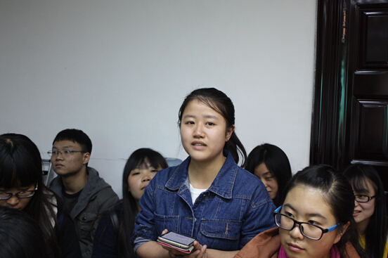 Beat365中文官方网站师生座谈会顺利举行