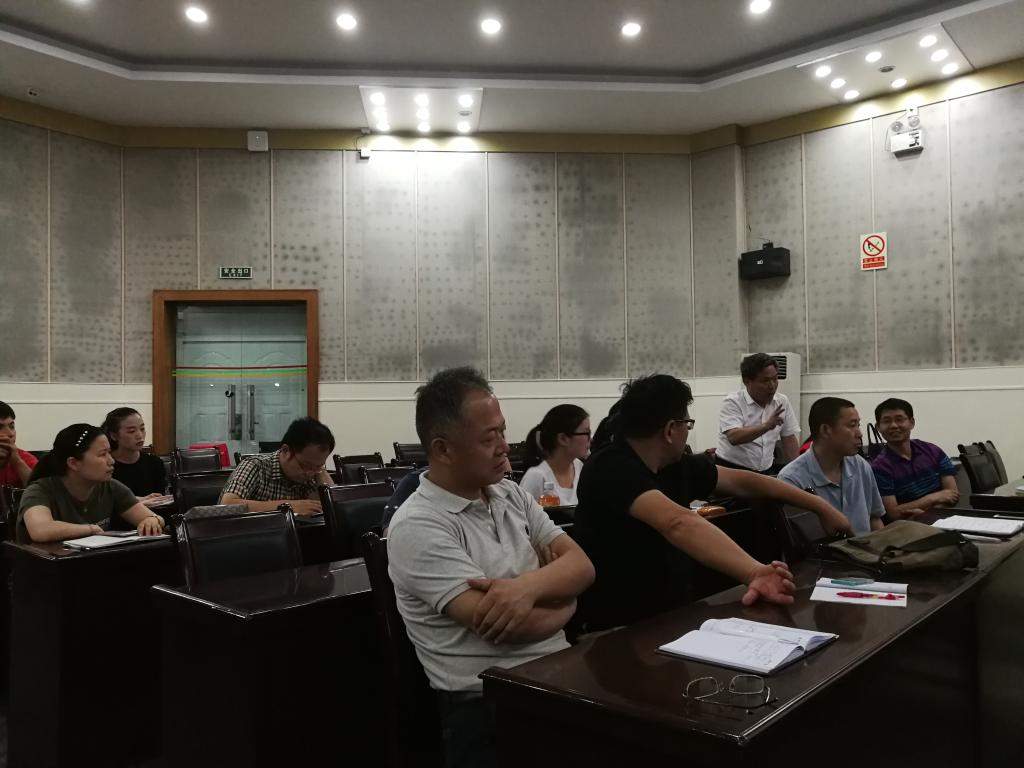 陈大文教授做客Beat365官网“名家讲坛”暨“思想道德修养与法律基础”集体备课会