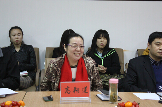 Beat365中文官方网站师生座谈会顺利举行